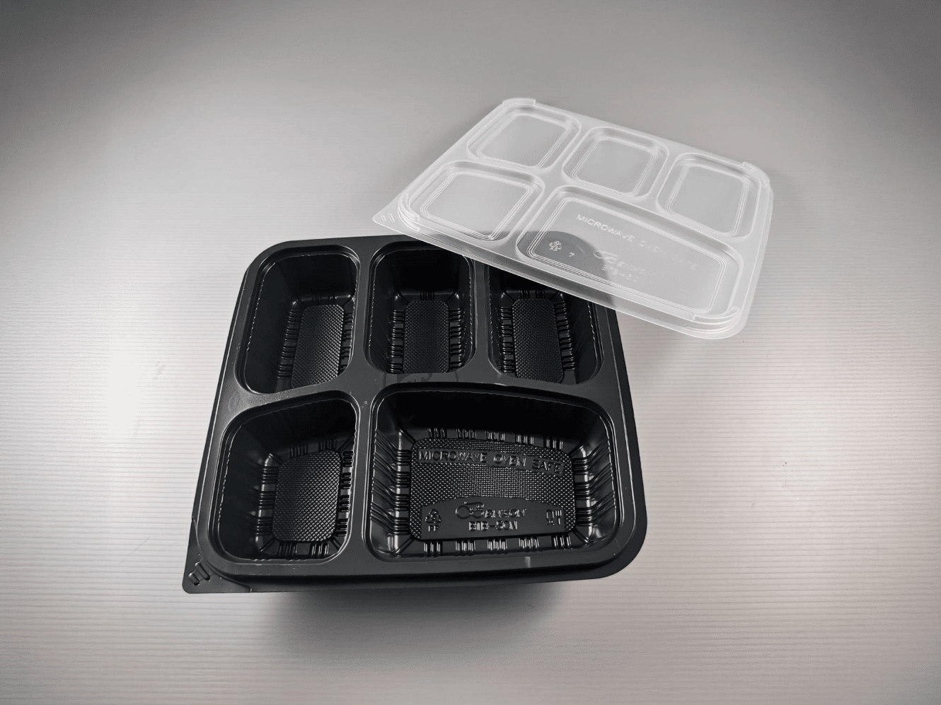 5C Bento Box and Lid (Black)